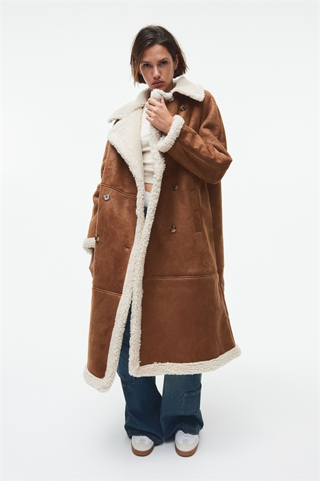 Двубортное пальто с плюшевой подкладкой - Фото 12546040