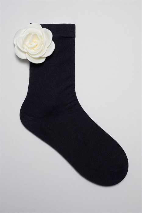 Носки с аппликацией в виде розы - Фото 12547239