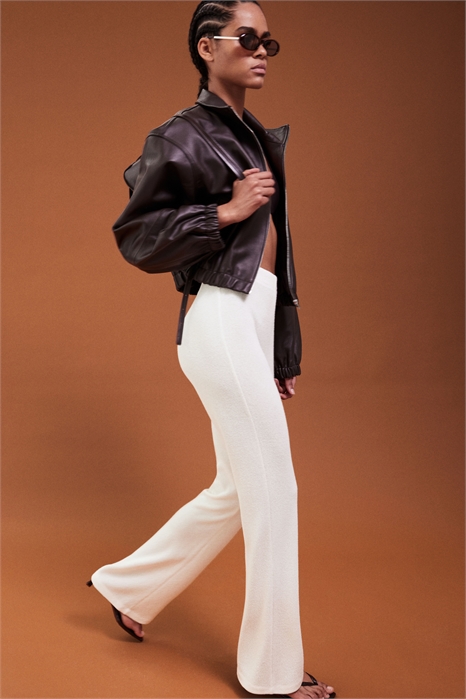 Трикотажные расклешенные брюки 1276163001 - Фото 13484410