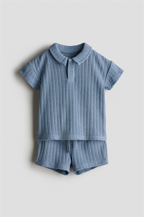 Комплект из двух частей: рубашка-поло и шорты 1285735002 - Фото 13509579