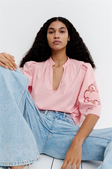 Блузка с бродери англэз 1282351001 - Фото 13515223