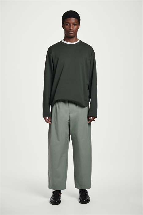 Обрезанные эластичные брюки с широкими штанинами 1272664003 - Фото 13548317