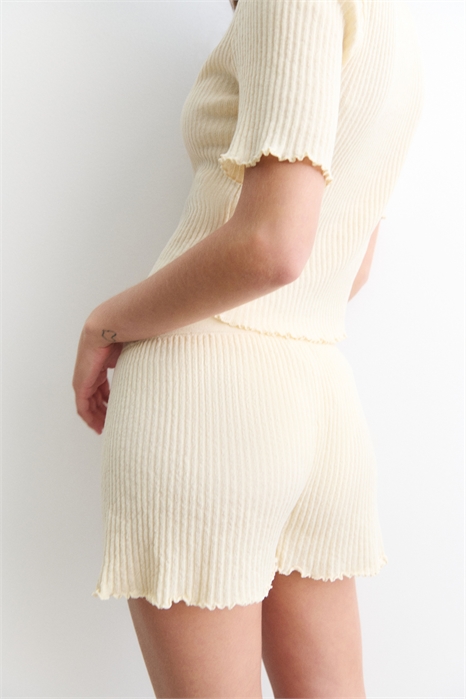 Шорты из льняного трикотажа в рубчик 1284697001 - Фото 13556356