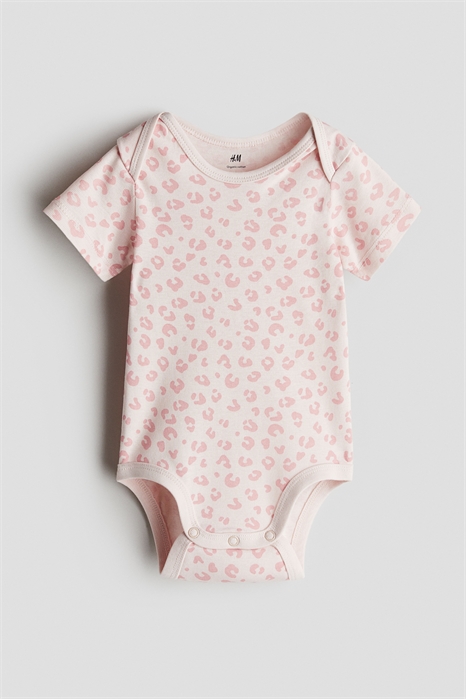 Принтованный боди с вырезом конвертом 1265831010 - Фото 13579177