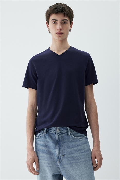 Футболка Slim Fit с V-образным вырезом 0570003127 - Фото 13595483