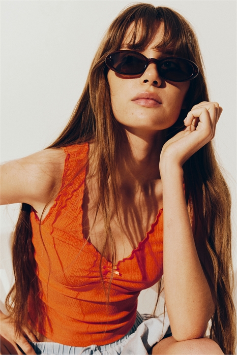 Приталенный жилет из кринклид джерси 1292084003 - Фото 13598954