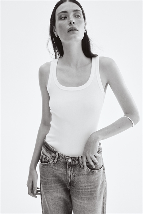 Боди стринги с ребристой отделкой из шелкового материала 1286593001 - Фото 13662912