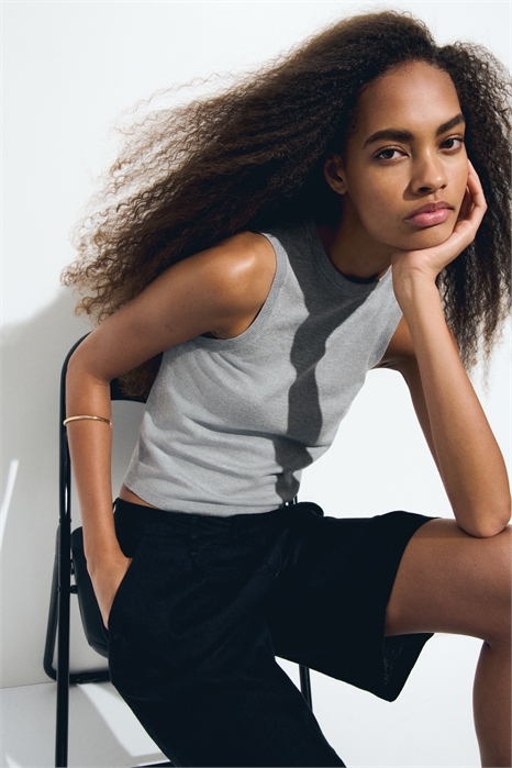 Тонкий трикотажный жилет 1278512010 - Фото 13727278