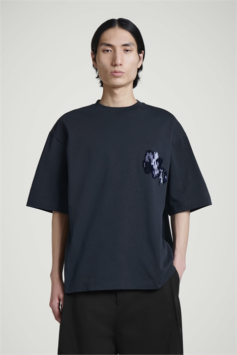 Плотная футболка с вышивкой и нашивками 1281635001 - Фото 13728462