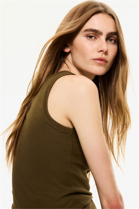 Майка в рубчик артикул 1257593025