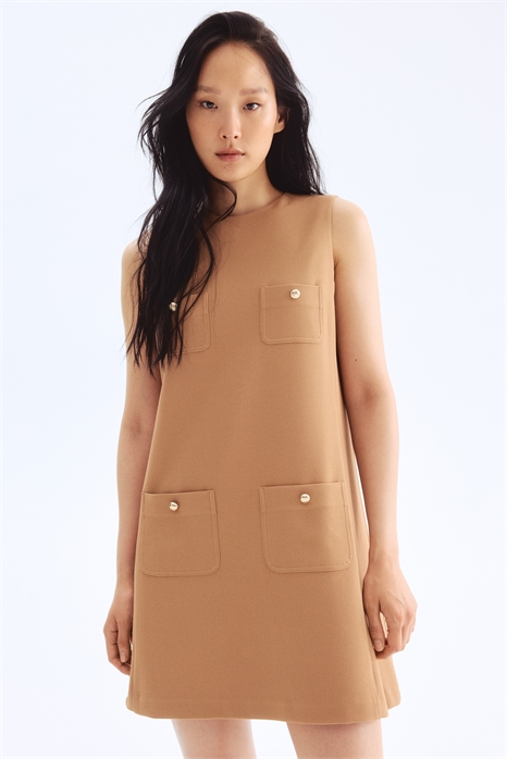 Платье-футляр с отделкой карманов артикул 1297149004