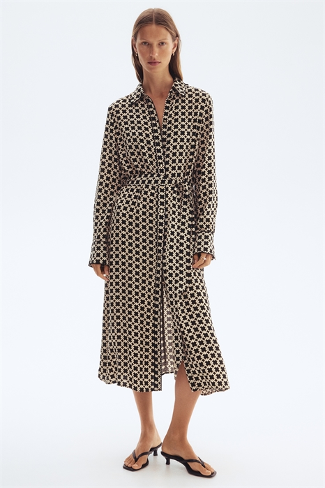 Платье-рубашка с поясом-галстуком 1305056001 - Фото 13831045