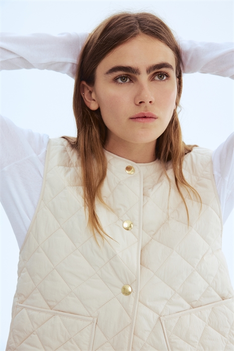 Стеганая жилетка 1284955002 - Фото 13902384