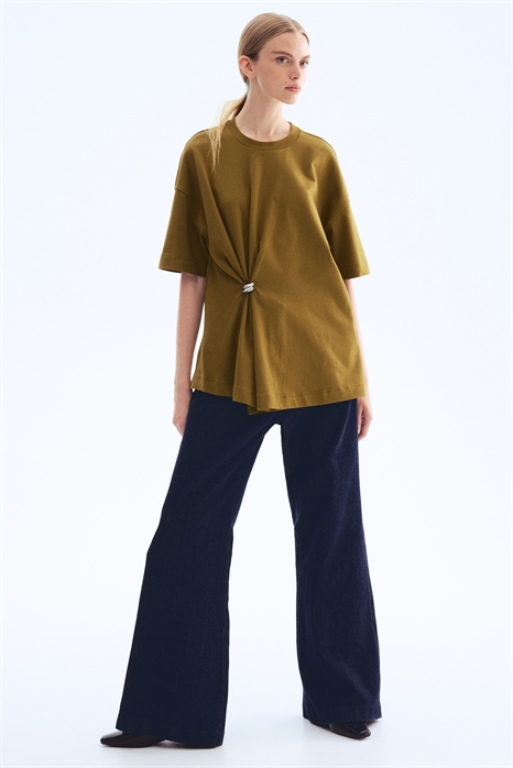 Футболка с металлическими деталями 1301307004 - Фото 13902960