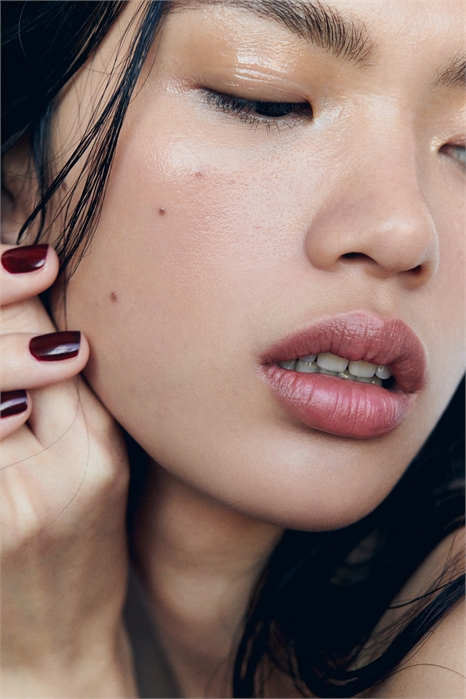 Бальзам для губ Lip Shine артикул 1272109001