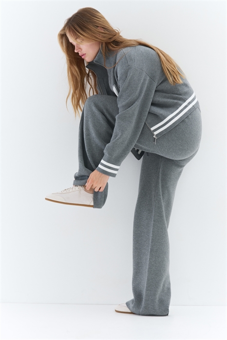 Трикотажные брюки с завязками 1308366001 - Фото 13910414