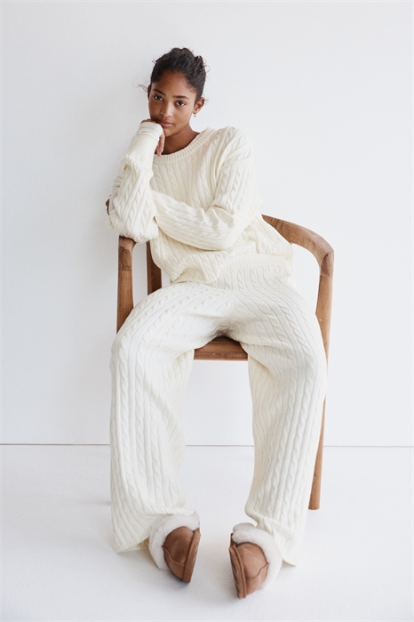 Джемпер в стиле оверсайз из кабельного трикотажа 1291789001 - Фото 13913175