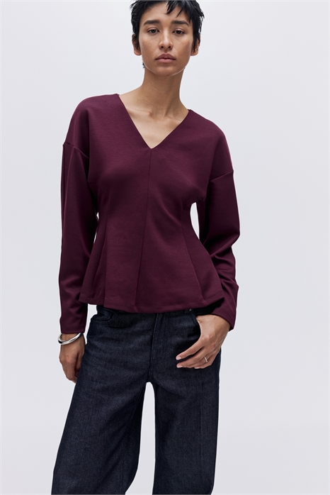 Топ из скубы с заниженной талией артикул 1306071006