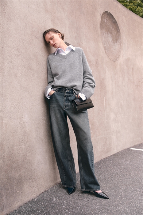 Джемпер из шерсти в стиле оверсайз 1306837001 - Фото 13913862