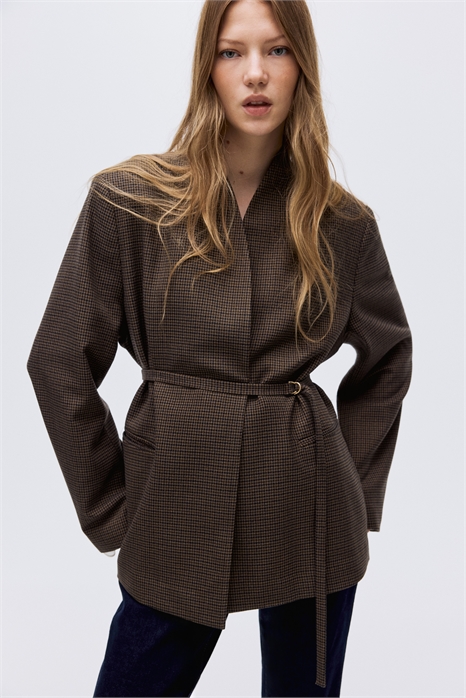 Блейзер с поясом 1299420002 - Фото 13922104