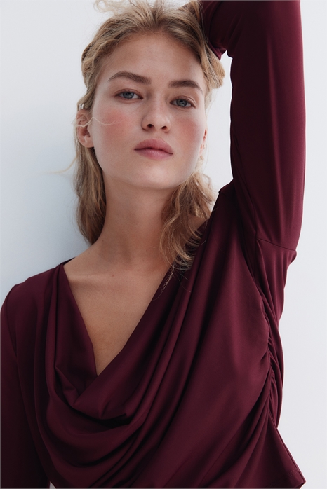 Топ из джерси с драпировкой 1305004003 - Фото 13947122