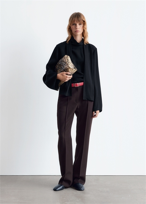 Атласная блузка с отделкой шарфом 1290054001 - Фото 13957573