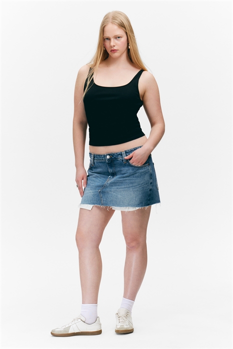 Мини-юбка из денима с низкой посадкой и необработанным подолом 1265736001 - Фото 13962351