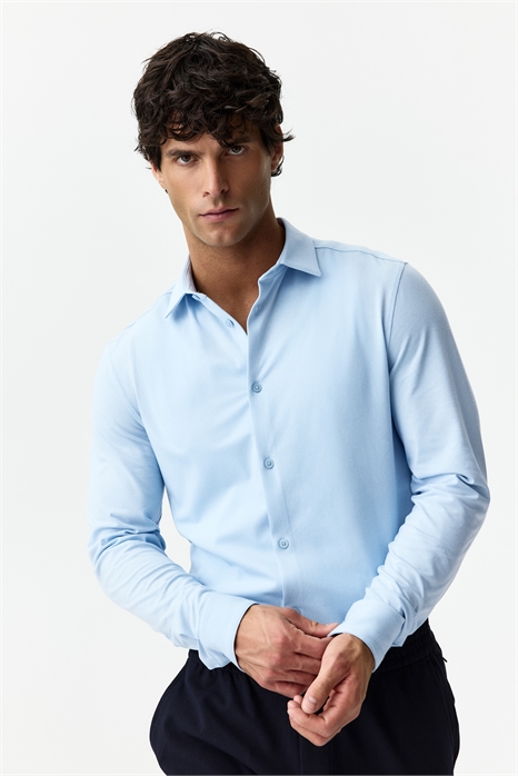 Рубашка облегающего кроя из четырехстороннего стретча артикул 1303299002