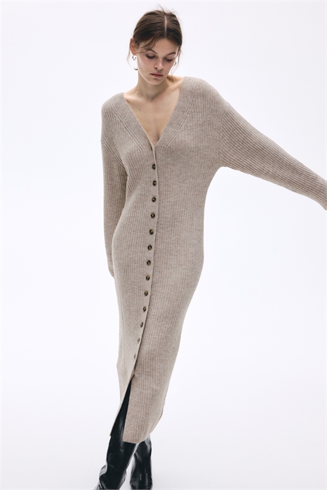 Платье из трикотажа в рубчик 1310630001 - Фото 13981960