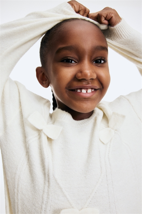 Вязаный джемпер с отделкой бантами 1311908001 - Фото 13982218