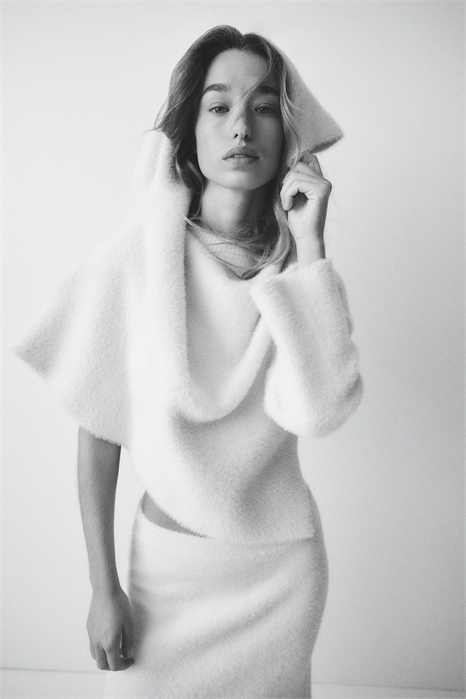 Джемпер из пушистой вязки 1301612001 - Фото 14041268