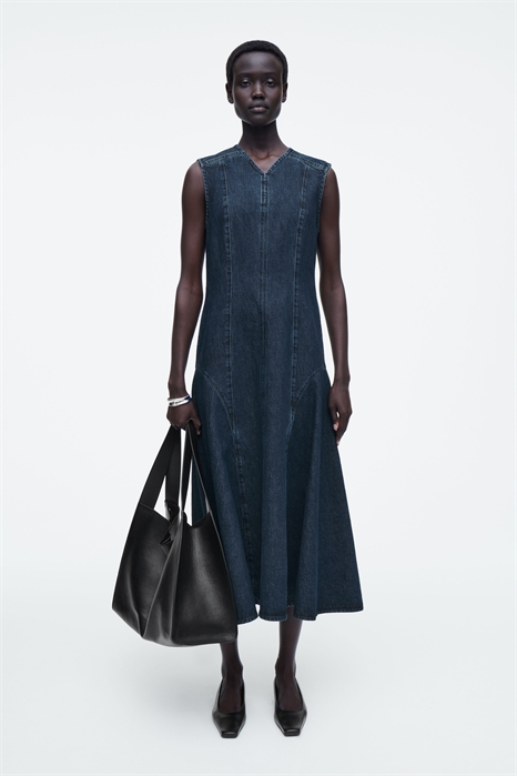 Джинсовое платье-миди с заниженной талией 1268289001 - Фото 14064543