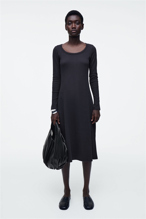 Тонкое платье-миди из ребристого джерси 1276139001 - Фото 14070668