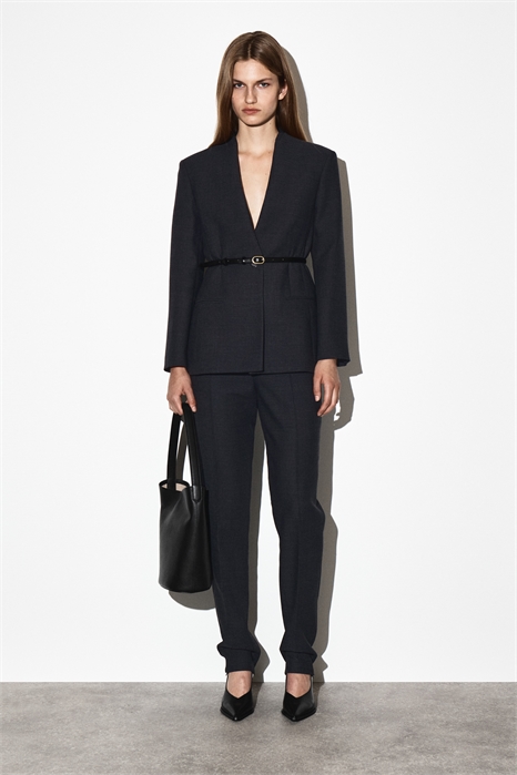 Зауженные брюки из шерсти артикул 1305258001