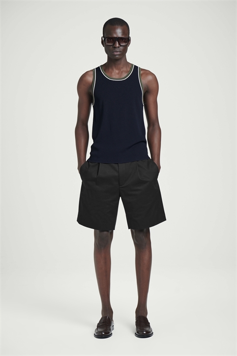 Приталенные хлопковые шорты-чинос 1272786001 - Фото 14085498