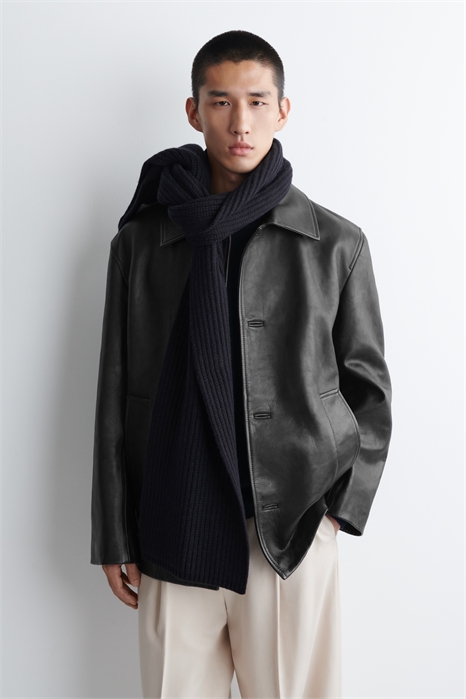 Ребристый шерстяной шарф артикул 1315398001