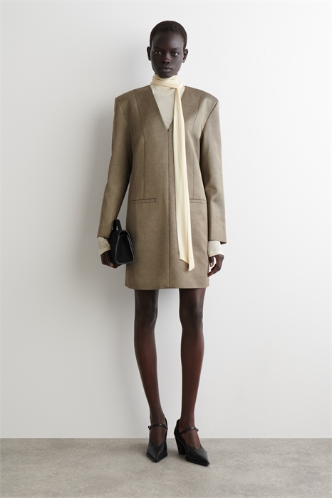 Платье-смокинг из шерстяной ткани с эффектом металлик 1318627001 - Фото 14106855