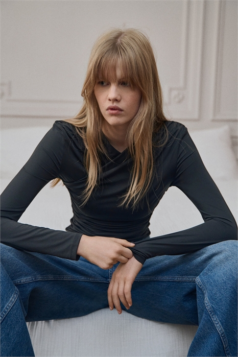 Топ из драпированного трикотажа 1302092001 - Фото 14128188