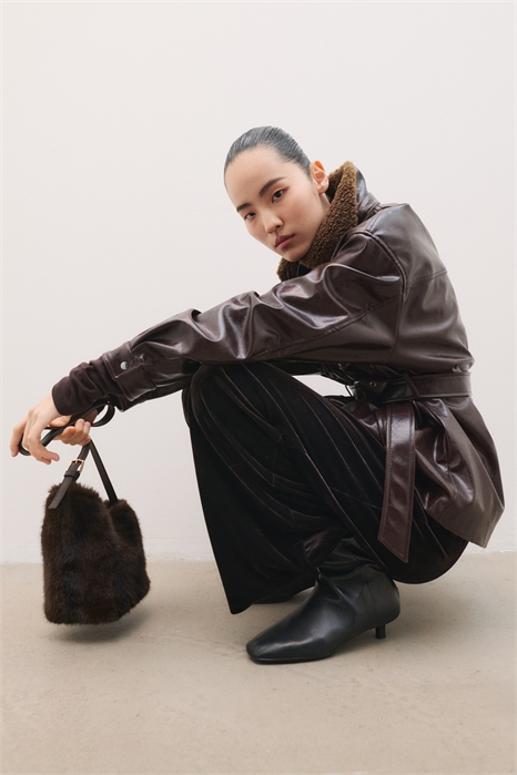 Кожаные сапоги на каблуке 1304241001 - Фото 14135683