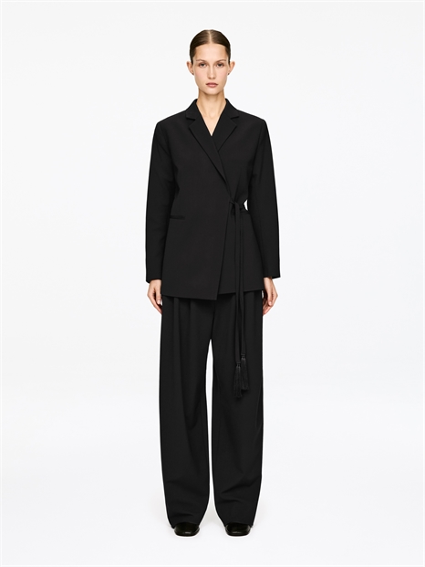 Блейзер в обтяжку 1321468001 - Фото 14157643