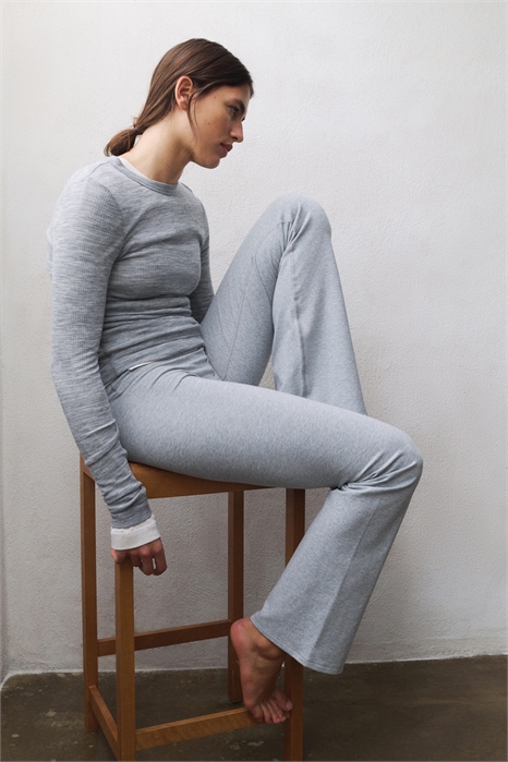 Расклешенные спортивные леггинсы артикул 1315727001