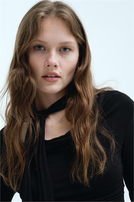 Драпированный топ с шарфовой отделкой артикул 1320208001