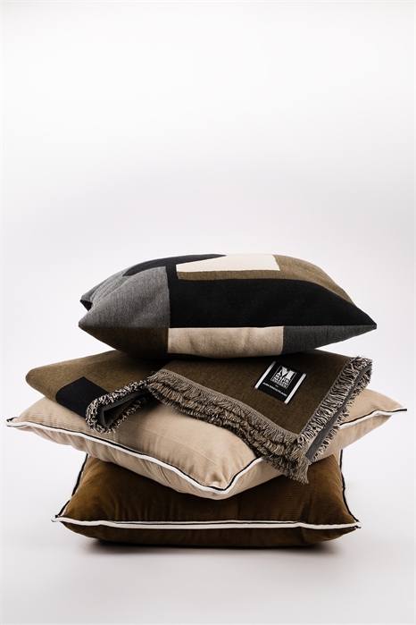 Подушка Lia 1172773002 - Фото 14171474