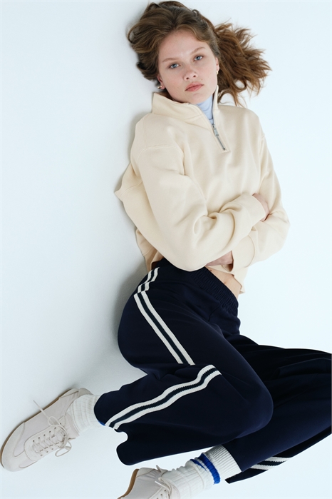 Толстовка на молнии артикул 1314275003