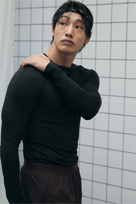 Спортивная майка с компрессионной посадкой и технологией DryMove™ артикул 1317427001