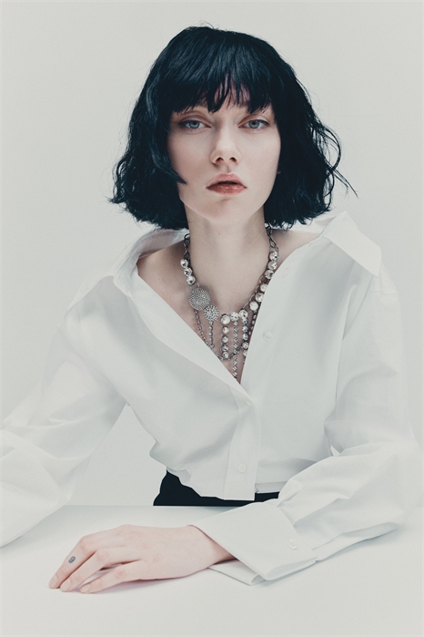 Ожерелье со стразами артикул 1306633001