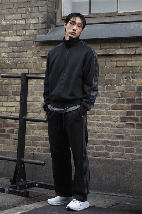 Спортивные джоггеры свободного кроя с DryMove™ артикул 1310376001