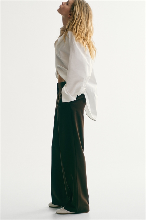 Приталенные брюки из саржи артикул 1317087002