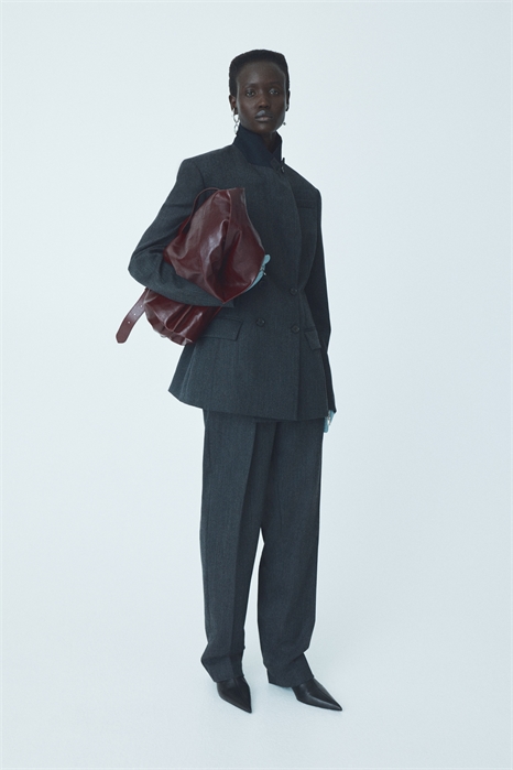 Двубортный блейзер из шерсти артикул 1301714001