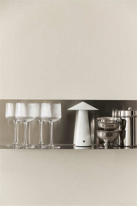 Бокалы для вина с рифленой поверхностью в количестве 4 штук артикул 1306228001